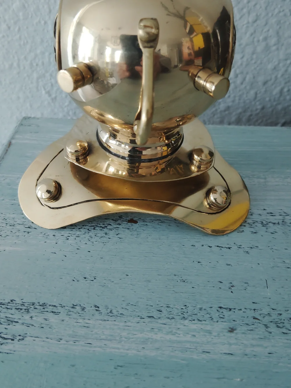 Invicta Gold Decorative Diver Helmet Desk Clock - Gold